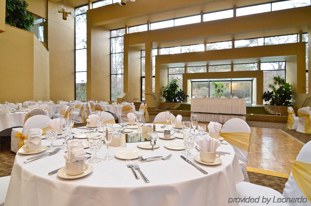 Clock Tower Resort And Conference Center - Rockford Extérieur photo
