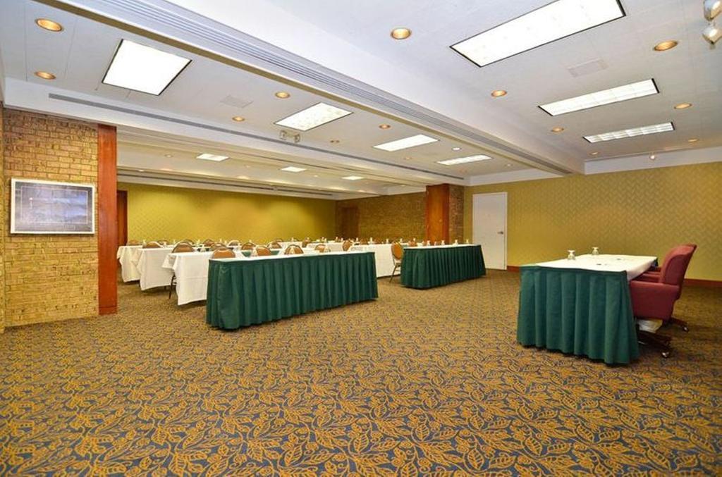 Clock Tower Resort And Conference Center - Rockford Business photo