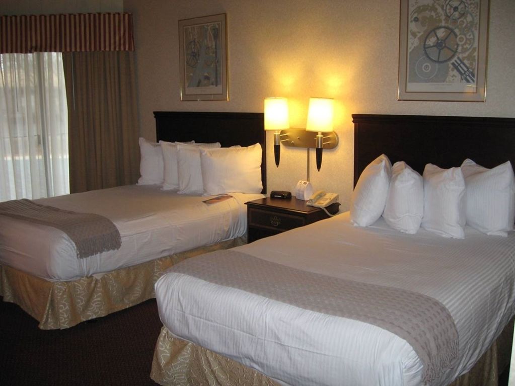 Clock Tower Resort And Conference Center - Rockford Chambre photo
